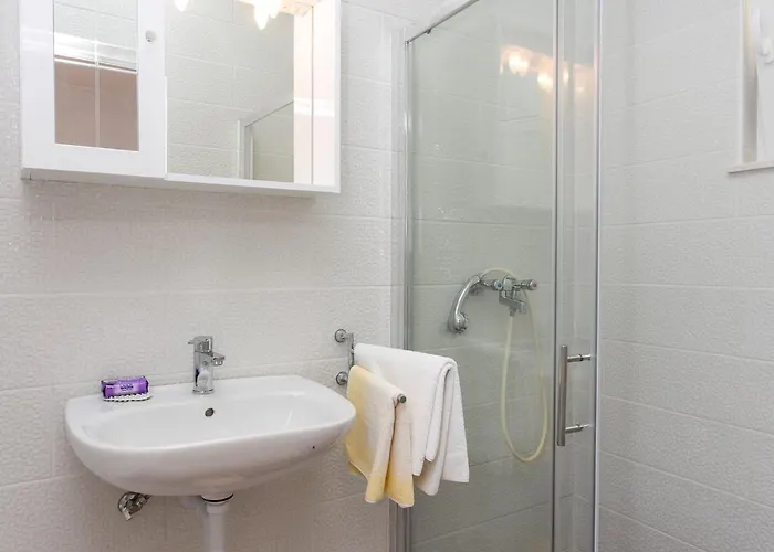 Oreb - One Bedroom With Terrace And Sea View Апартаменты